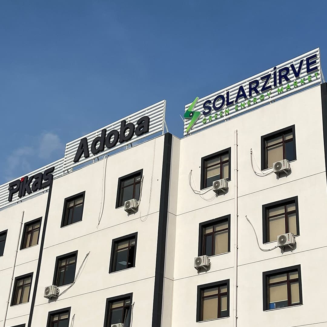 # Adoba Group Çatı Tabelası